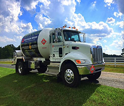 Fueling FAA Truck from Southern States Cooperative. Photo courtesy of Southern States Cooperative.