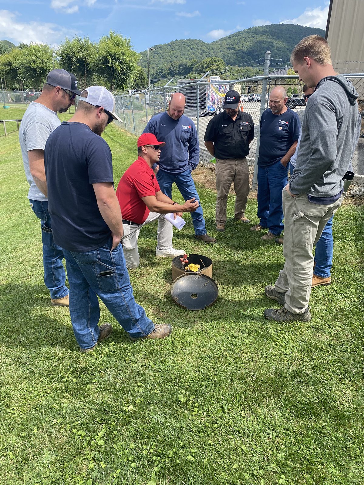 Photo of SEPATEC/Blue Ridge Energy training courtesy of SEPA