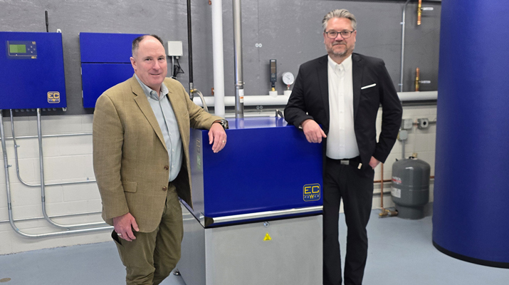 Photo of Jeff Stewart of Blue Star Gas and Anders Thorsen of EC Power. (Photo courtesy of EC Power)