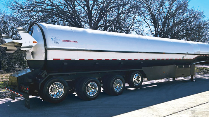 Exosent Engineering’s unique transport tank designs feature air foils on the back that lower wind drag and, in effect, fuel consumption and costs. (Photo courtesy of Exosent Engineering)