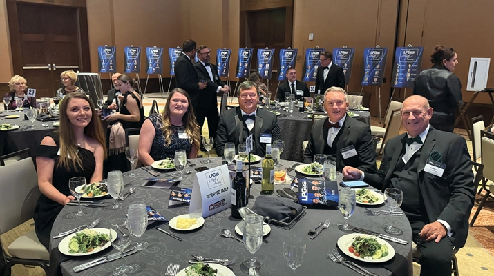 Members of the Conger LP Gas team enjoy dinner prior to the Hall of Fame induction ceremony at the Omni Nashville Hotel. (Photo by LP Gas Staff)
